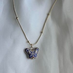 Dainty Y2K royal blue butterfly necklace